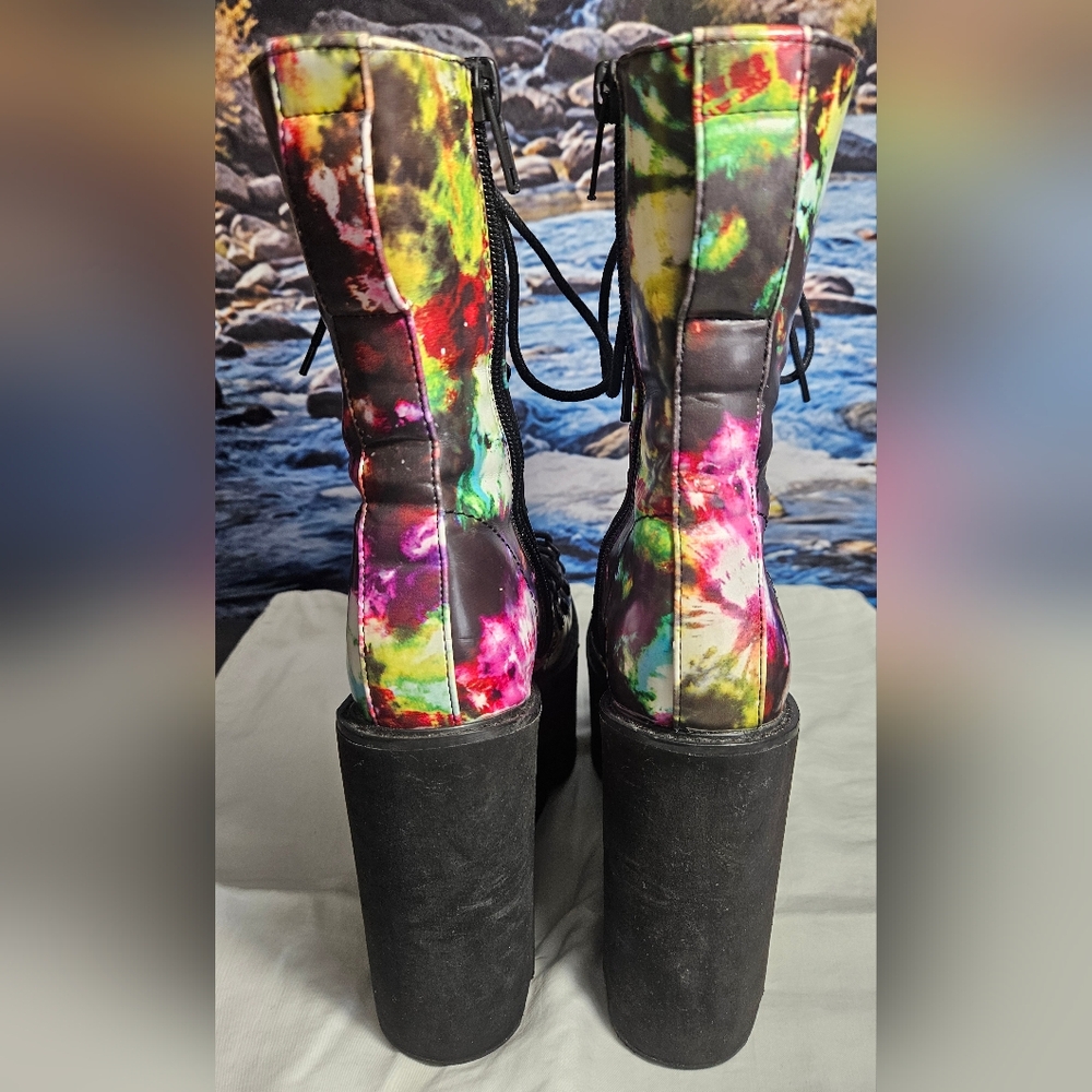 Dolls Kill ClubExx Vibrant Acid Sunrise Tie-Dye Lace Up‎ Platform Boots, 5 - Picture 4 of 9